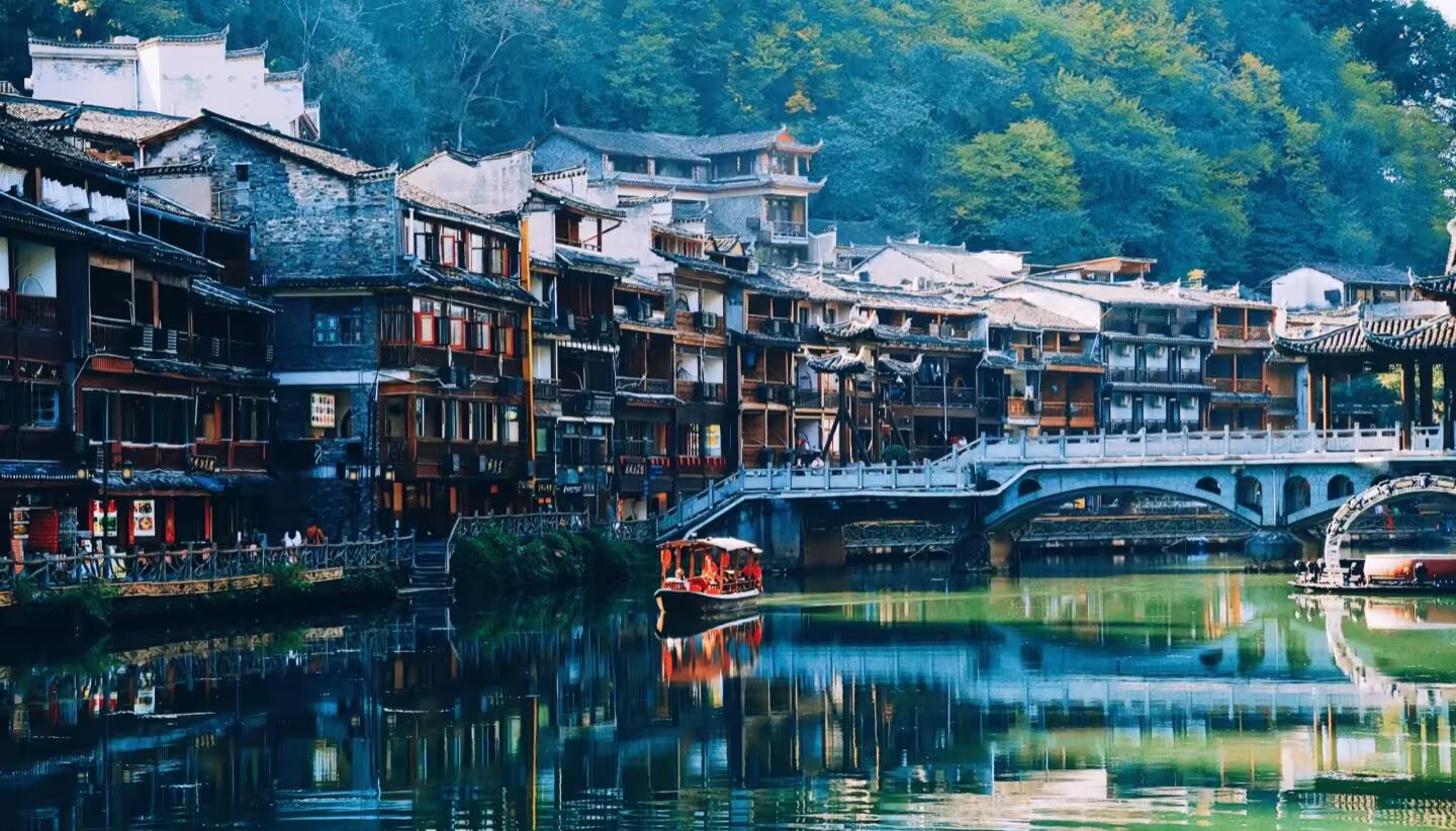 吊脚楼